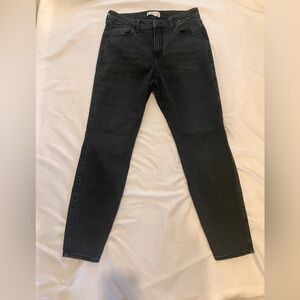 Abercrombie & Fitch - Black High-Rise Skinny Jeans